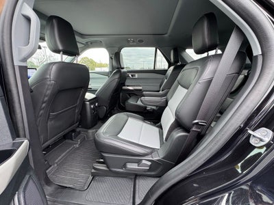 2022 Ford Explorer XLT CERTIFIED 2ND ROW BUCKETS PANO ROOF NAVI