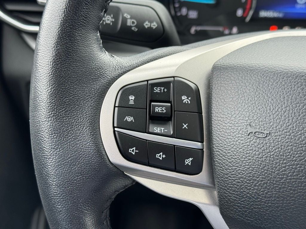 2022 Ford Explorer XLT CERTIFIED 2ND ROW BUCKETS PANO ROOF NAVI