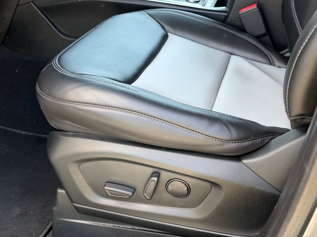 2022 Ford Explorer XLT GOLD CERTIFIED SPORT PACKAGE 2ND ROW BUCKETS