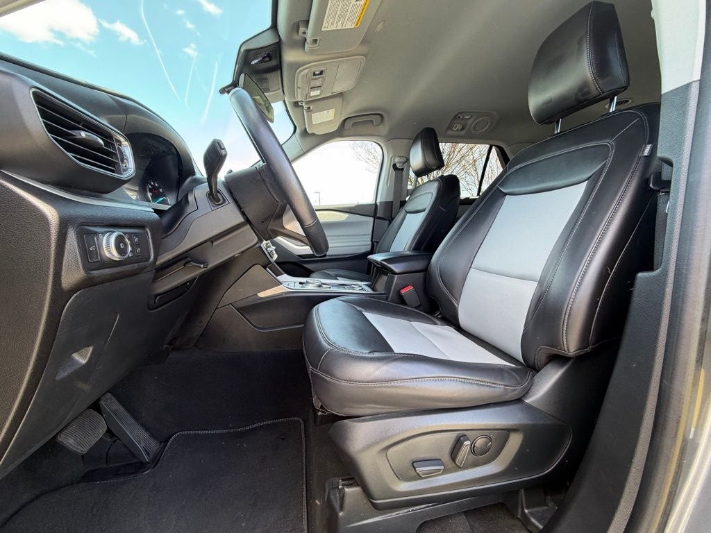 2022 Ford Explorer XLT GOLD CERTIFIED SPORT PACKAGE 2ND ROW BUCKETS