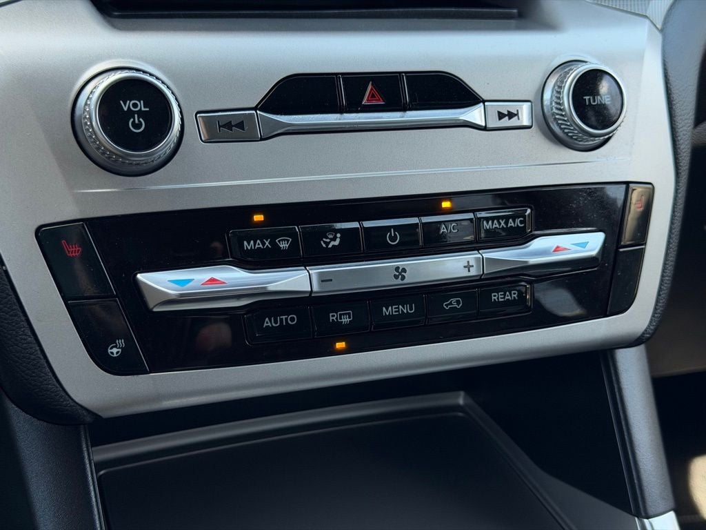 2022 Ford Explorer XLT GOLD CERTIFIED SPORT PACKAGE 2ND ROW BUCKETS