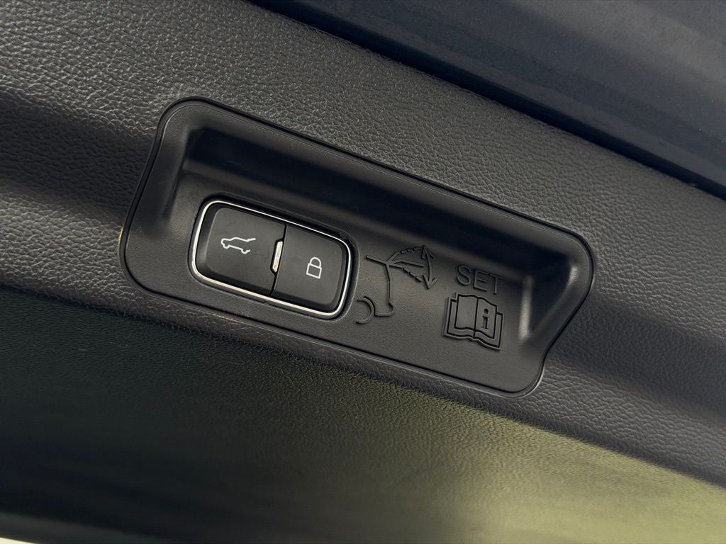 2022 Ford Explorer XLT CERTIFIED NAVI CO PILOT 360 ADAPT CRUISE