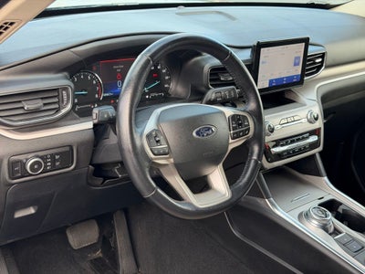 2023 Ford Explorer XLT CERTIFIED 2ND ROW BUCKETS