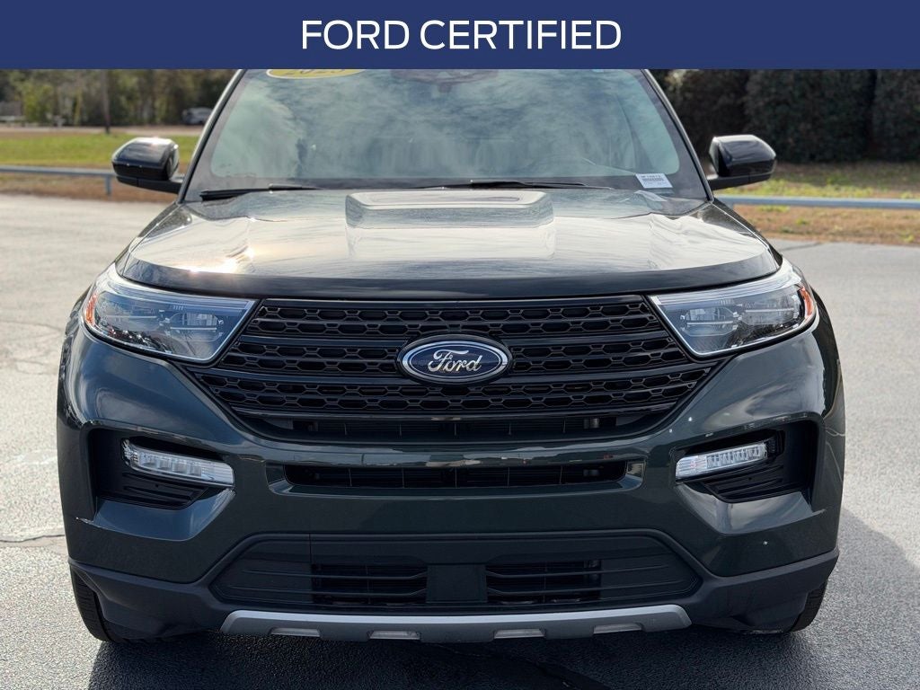 2023 Ford Explorer XLT CERTIFIED 2ND ROW BUCKETS