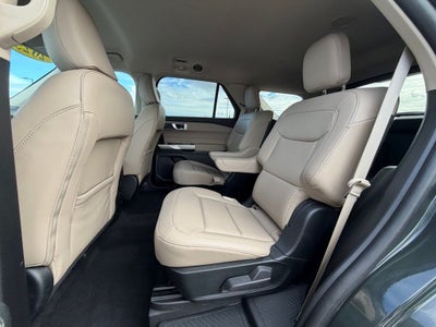 2023 Ford Explorer XLT CERTIFIED 2ND ROW BUCKETS