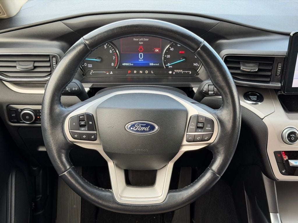 2023 Ford Explorer XLT CERTIFIED 2ND ROW BUCKETS