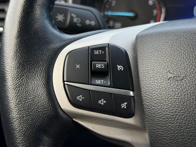 2023 Ford Explorer XLT CERTIFIED 2ND ROW BUCKETS
