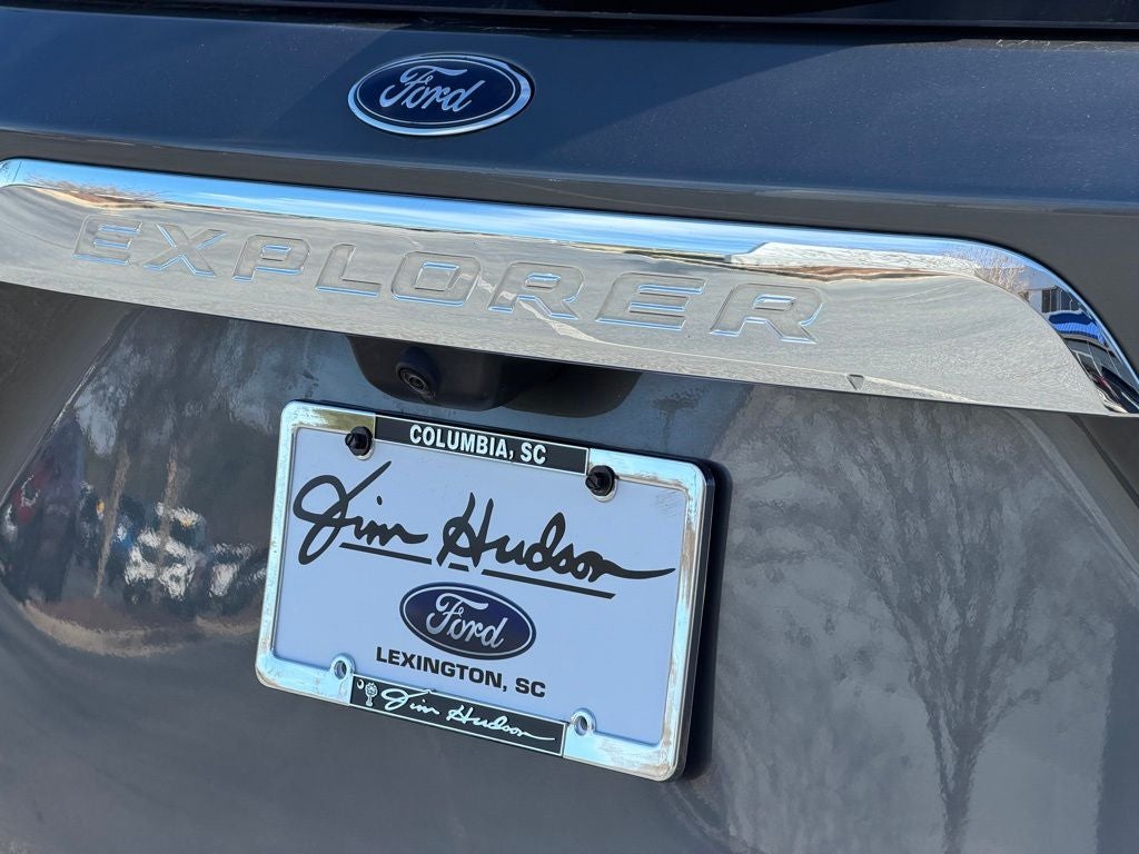 2023 Ford Explorer Limited GOLD CERTIFIED NAVI HEATED COOLED SEATS