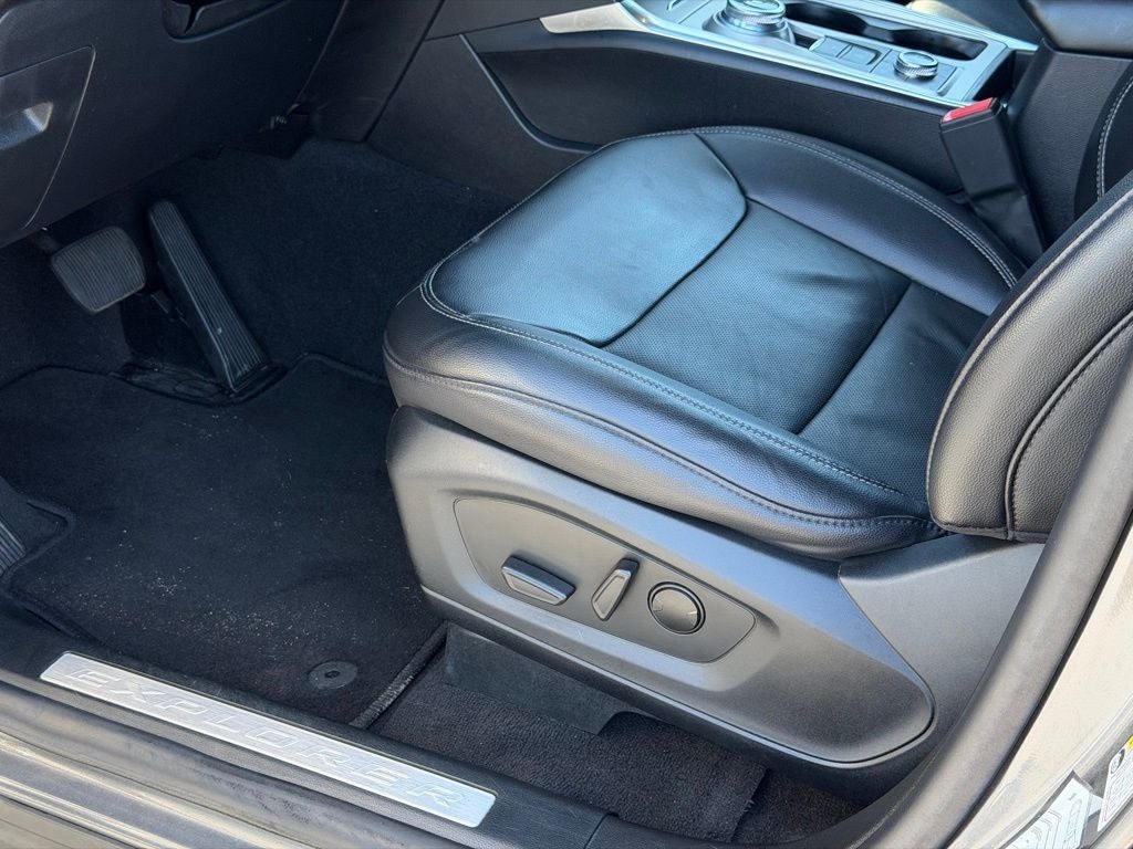 2023 Ford Explorer Limited GOLD CERTIFIED NAVI HEATED COOLED SEATS