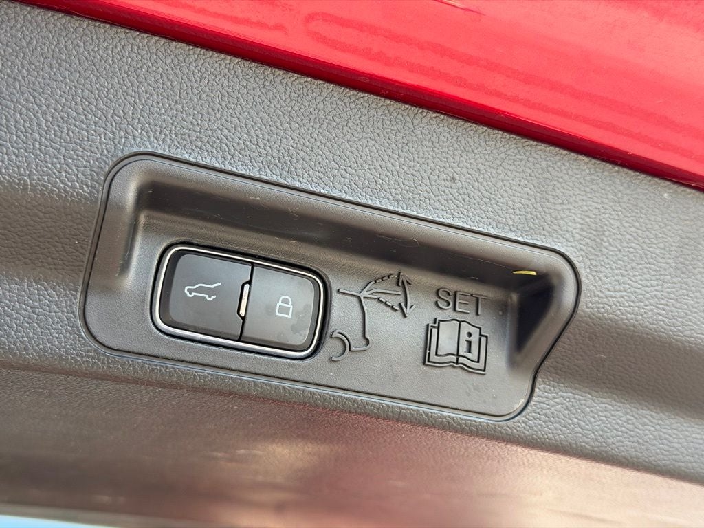 2023 Ford Explorer Limited CERTIFIED NAVI HEATED COOLED SEATS