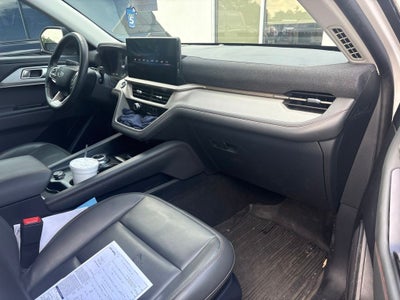 2025 Ford Explorer Active FORD CERTIFIED COMFORT PACKAGE
