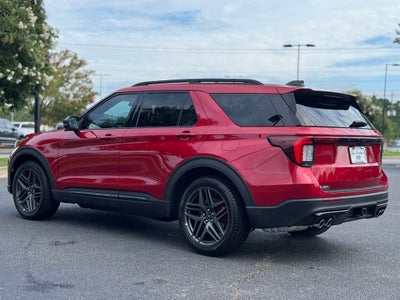 2025 Ford Explorer ST