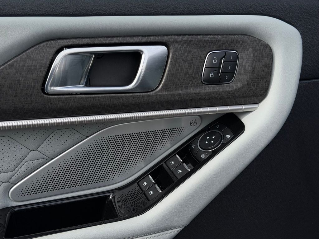 2025 Ford Explorer Platinum CERTIFIED ULTIMATE PACKAGE BLUE CRUISE LUX LEATHER