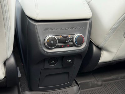 2025 Ford Explorer Platinum CERTIFIED ULTIMATE PACKAGE BLUE CRUISE LUX LEATHER