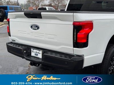 2025 Ford F-150 Lightning Pro