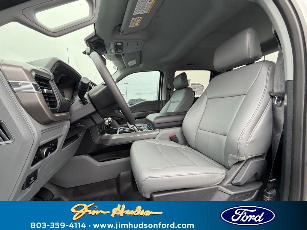 2025 Ford F-150 Lightning Pro