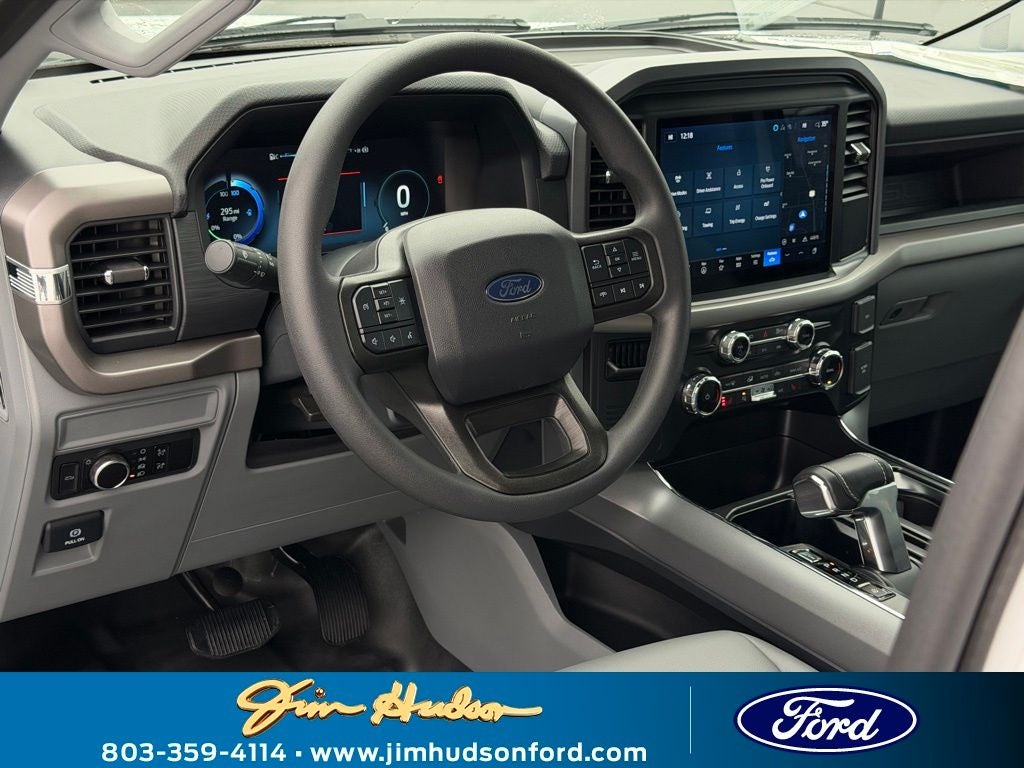 2025 Ford F-150 Lightning Pro