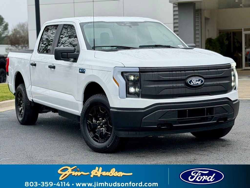 2025 Ford F-150 Lightning Pro