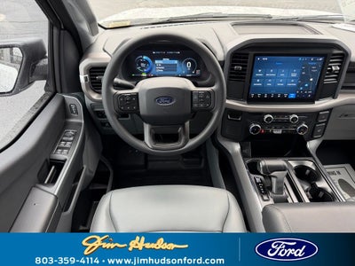 2025 Ford F-150 Lightning Pro