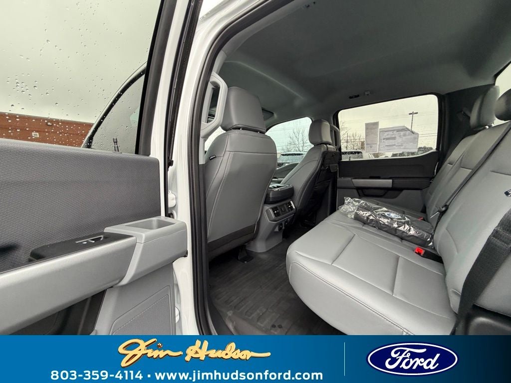 2025 Ford F-150 Lightning Pro