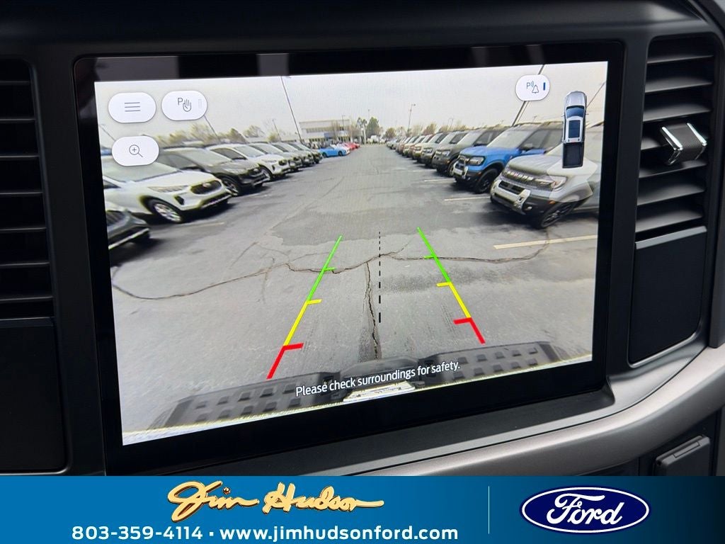 2025 Ford F-150 Lightning Pro