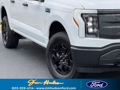 2025 Ford F-150 Lightning Pro