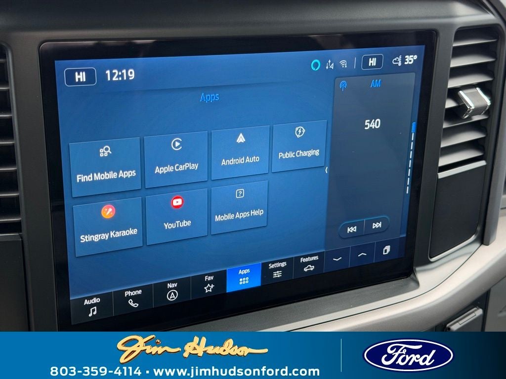 2025 Ford F-150 Lightning Pro