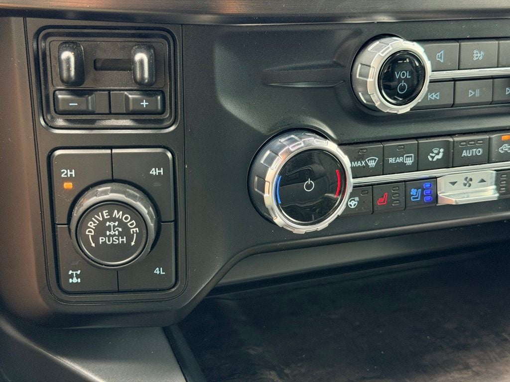 2024 Ford F-250SD Lariat TREMOR LARIAT ULTIMATE PACKAGE