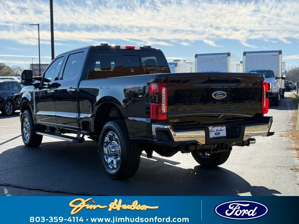 2026 Ford F-350SD Lariat