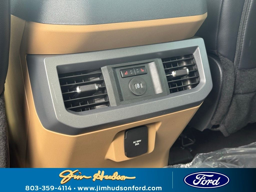 2025 Ford F-350SD Lariat