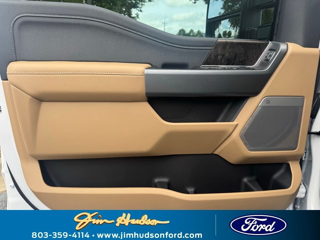 2025 Ford F-350SD Lariat