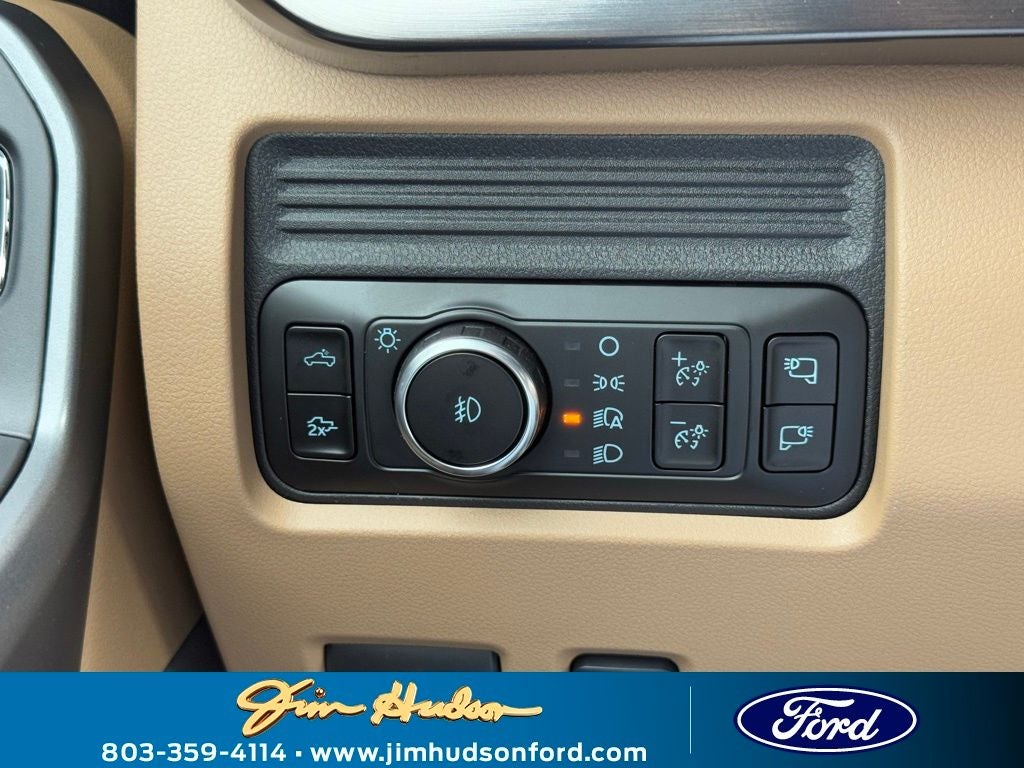 2026 Ford F-350SD Lariat