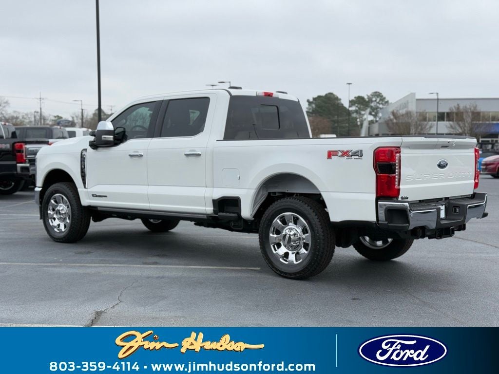 2026 Ford F-350SD Lariat