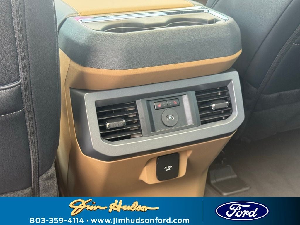 2025 Ford F-350SD Lariat