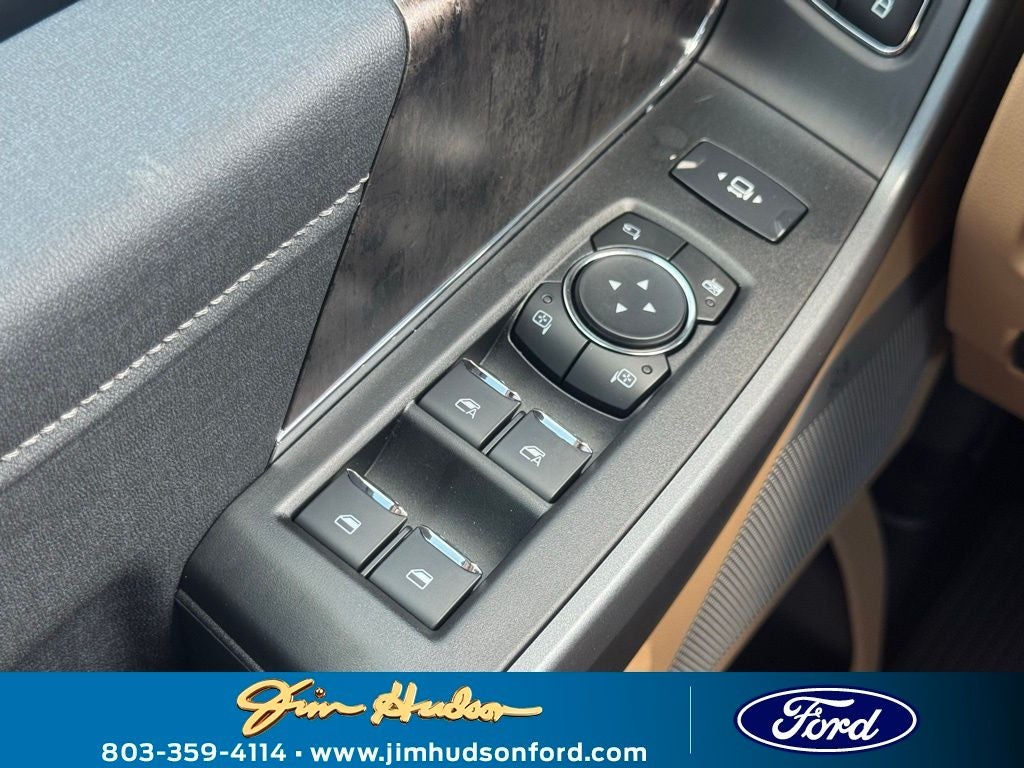 2025 Ford F-350SD Lariat