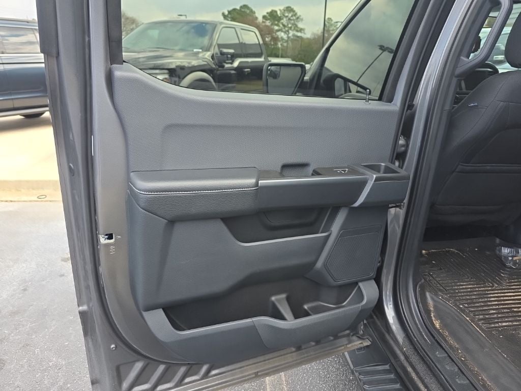 2023 Ford F-150 XL LEVELED W/ ALL TERRAIN TIRES