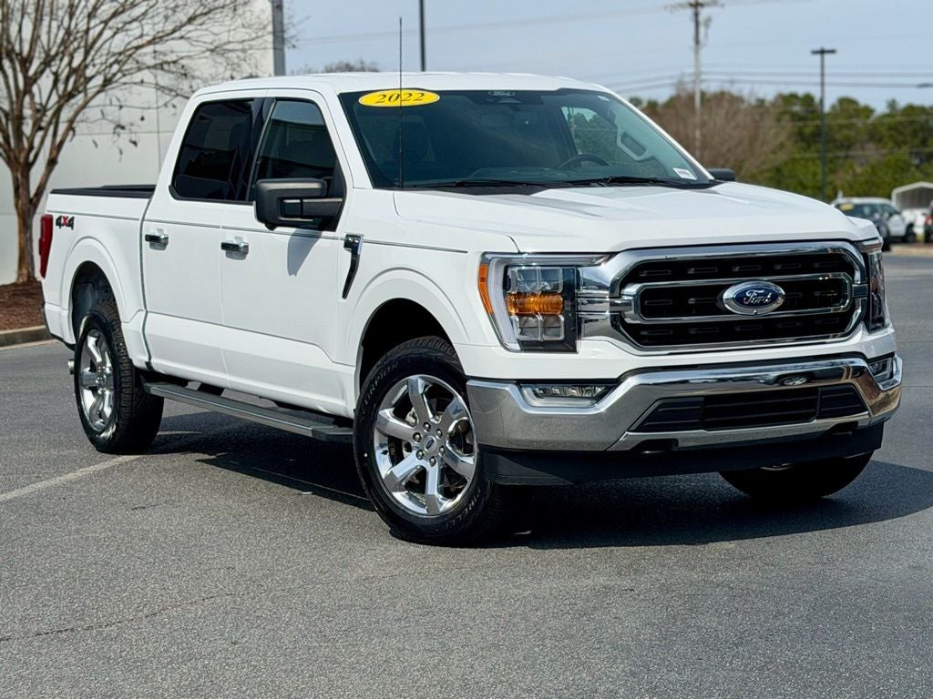 2022 Ford F-150 XLT 5.0 V8 4X4 HARD TO FIND!
