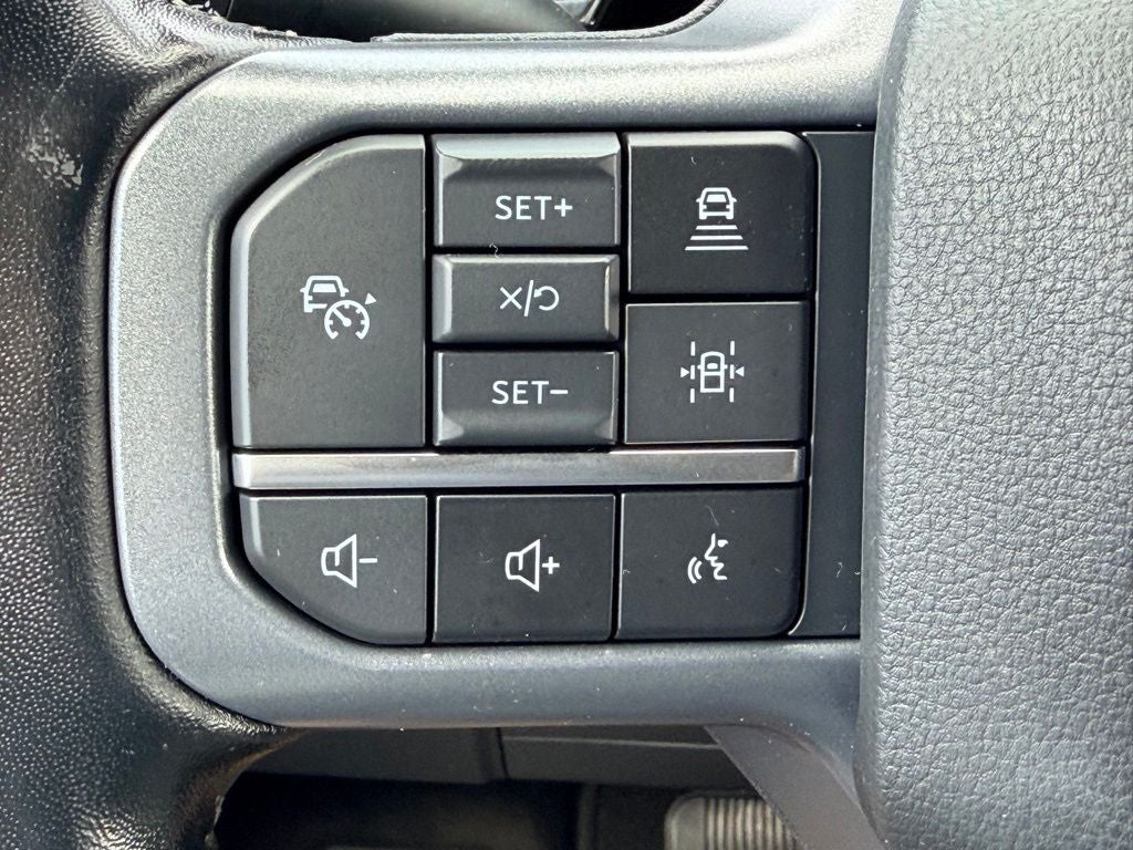 2023 Ford F-150 Lariat CERTIFIED NAVI HEATED COOLED SEATS CO PILOT 360