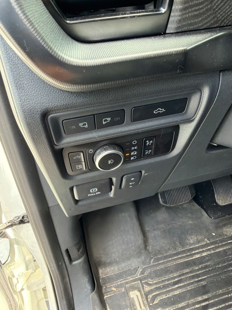 2023 Ford F-150 Platinum FORD CERTIFIED PANO ROOF FX4 LOW MILES