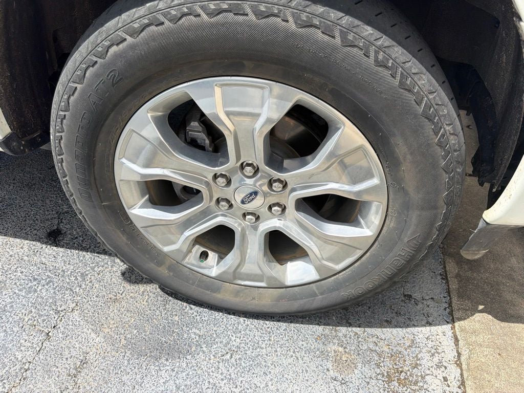 2023 Ford F-150 Platinum FORD CERTIFIED PANO ROOF FX4 LOW MILES