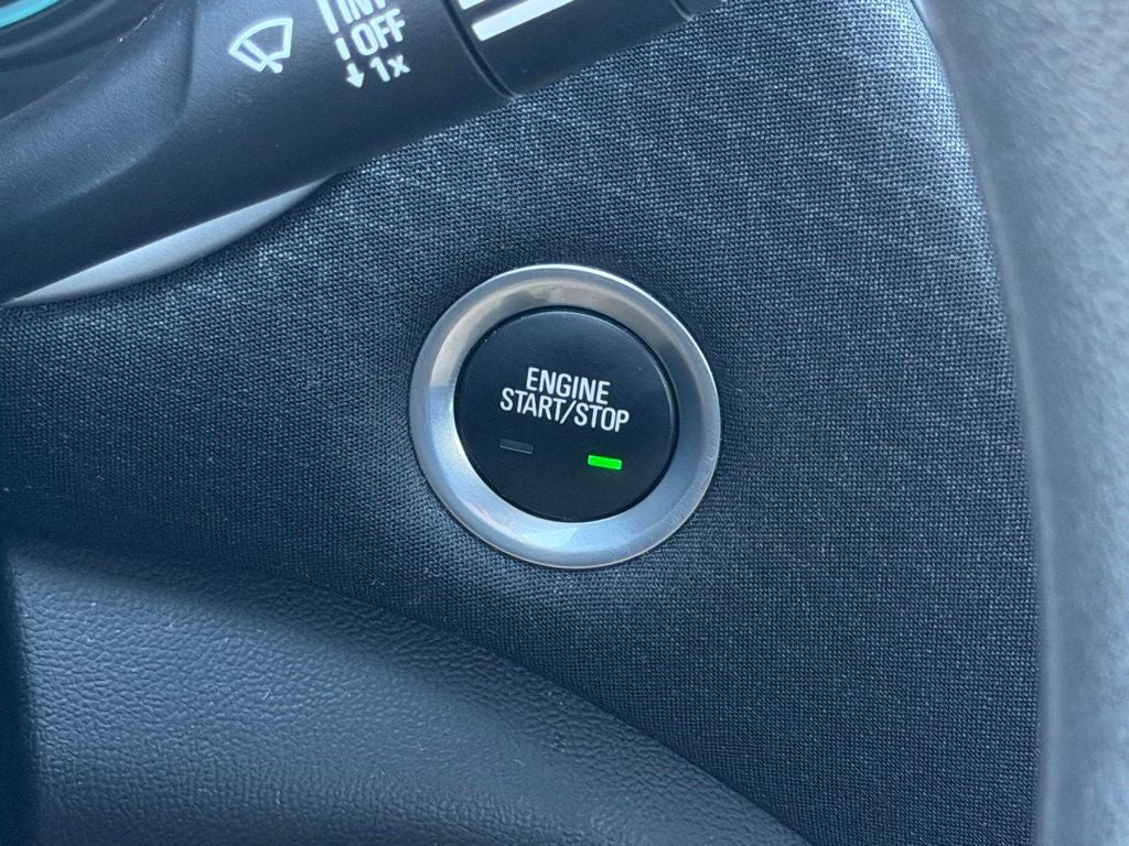 2023 Chevrolet Malibu LT SUNROOF APPLE CAR PLAY