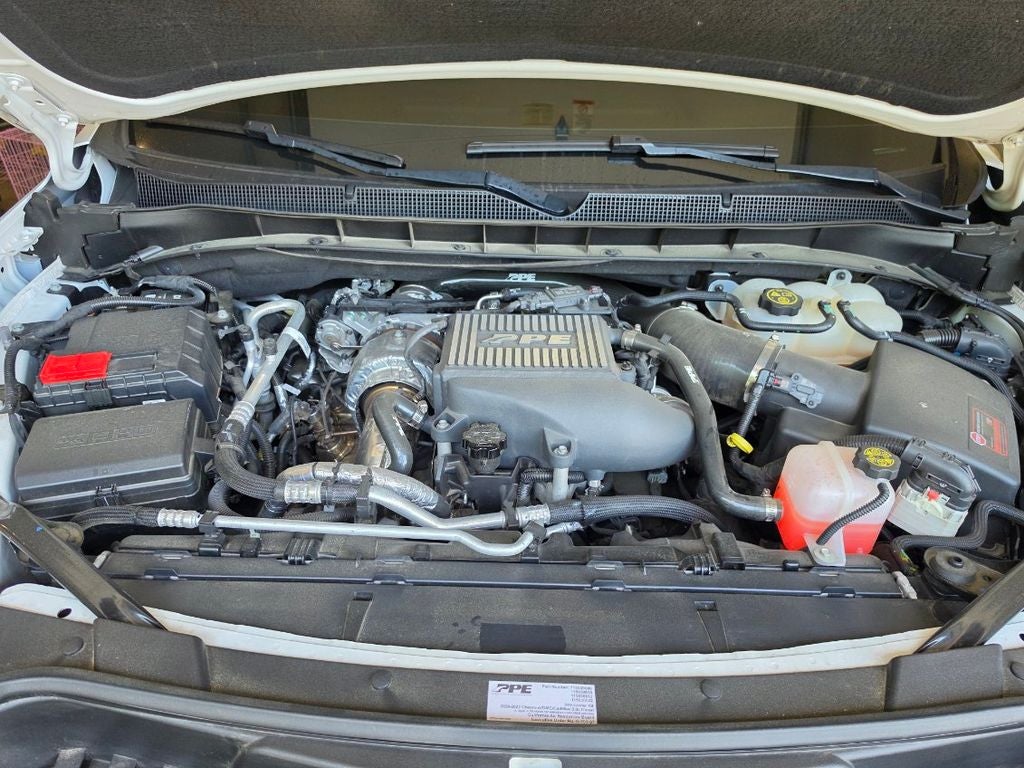 2022 Chevrolet Suburban High Country DELUXE PACKAGE