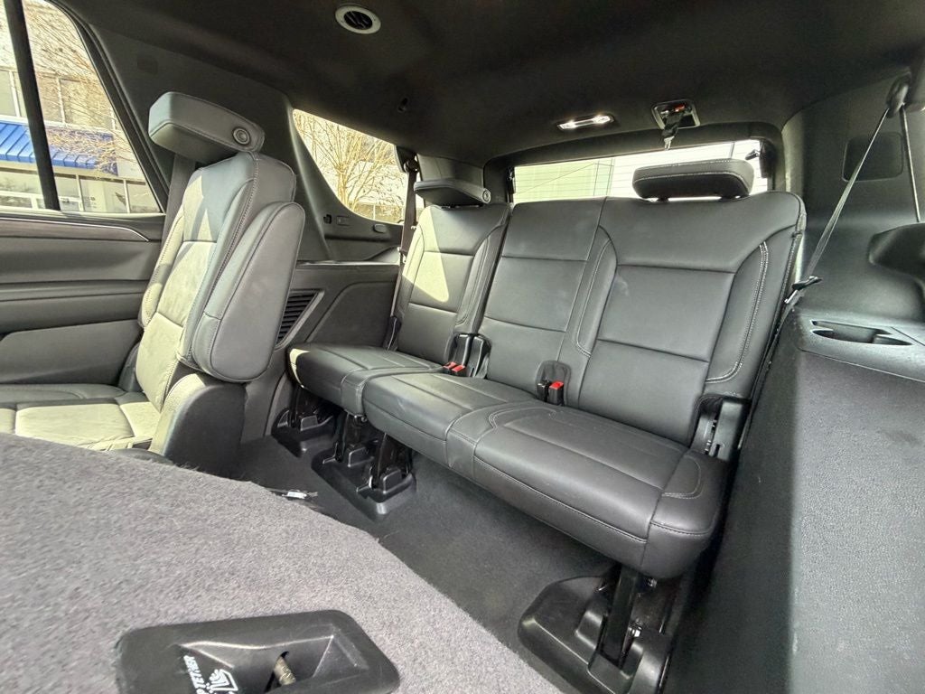 2024 Chevrolet Tahoe LT 2ND ROW BUCKETS