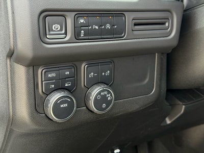 2024 Chevrolet Tahoe LT 2ND ROW BUCKETS