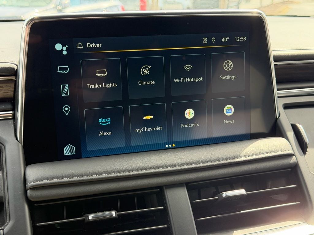 2024 Chevrolet Tahoe LT 2ND ROW BUCKETS