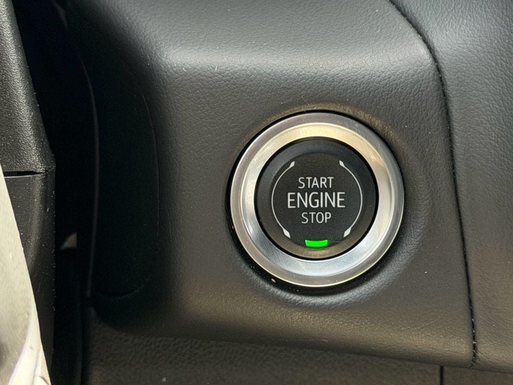 2024 Chevrolet Tahoe LT 2ND ROW BUCKETS