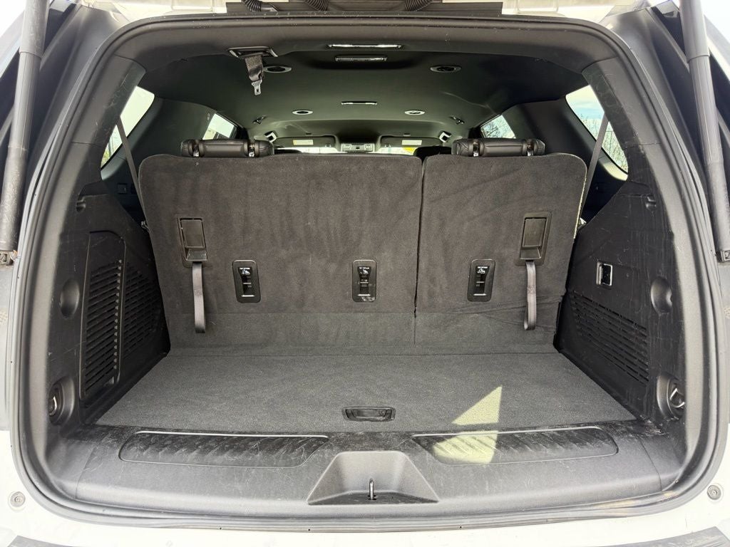 2024 Chevrolet Tahoe LT 2ND ROW BUCKETS