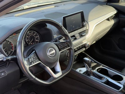 2023 Nissan Altima 2.5 SR