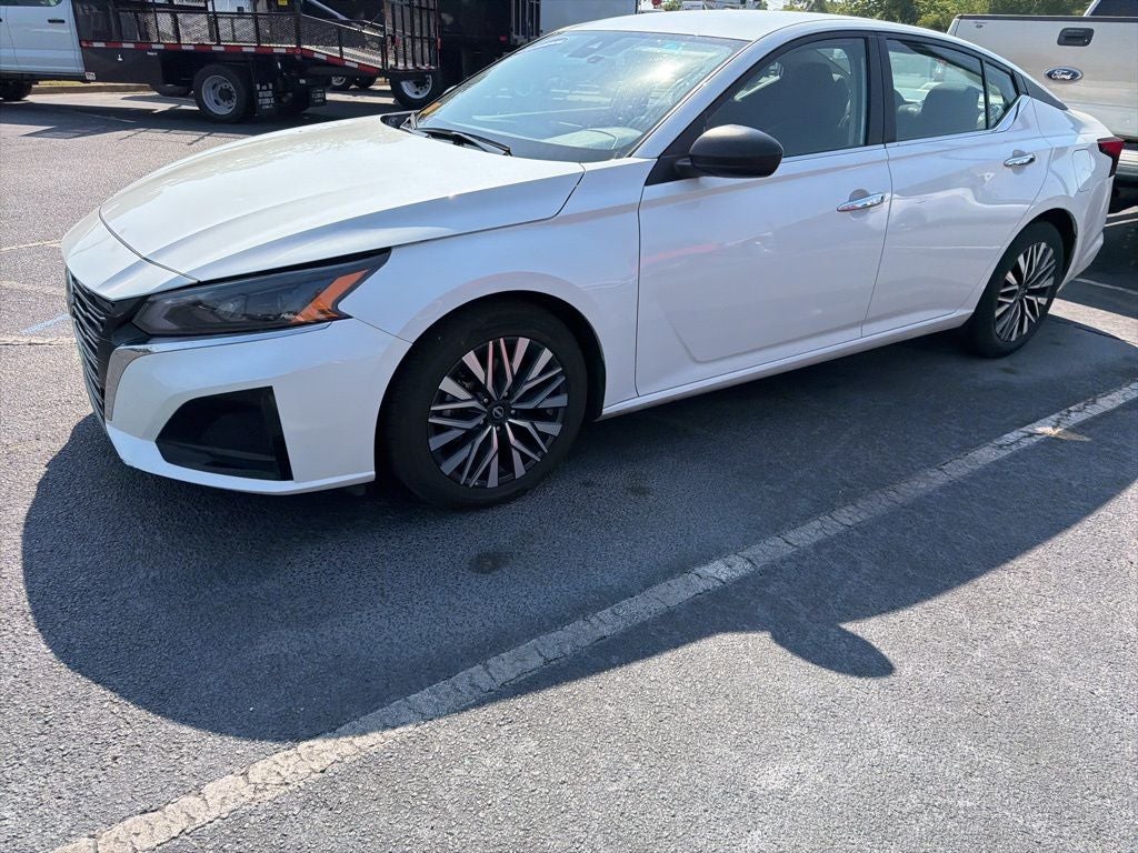 2024 Nissan Altima 2.5 SV BACKED BY HUDSON