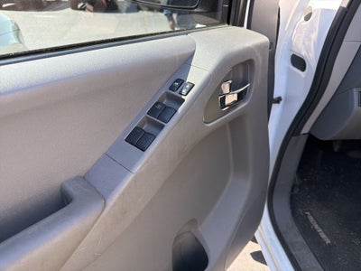 2012 Nissan Frontier SV